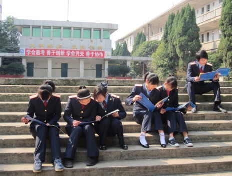 南昌向远轨道技术学校校园环境