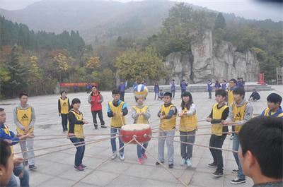 “凝心聚力 放飞梦想”山东财经大学实践考核本科(自考）学生会拓展培训
