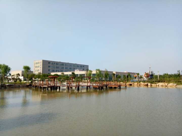 学院外景