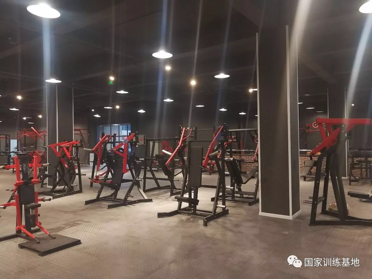 训练场地2.jpg