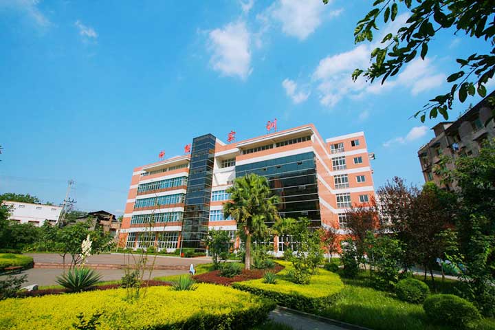 231016221s01.jpg
